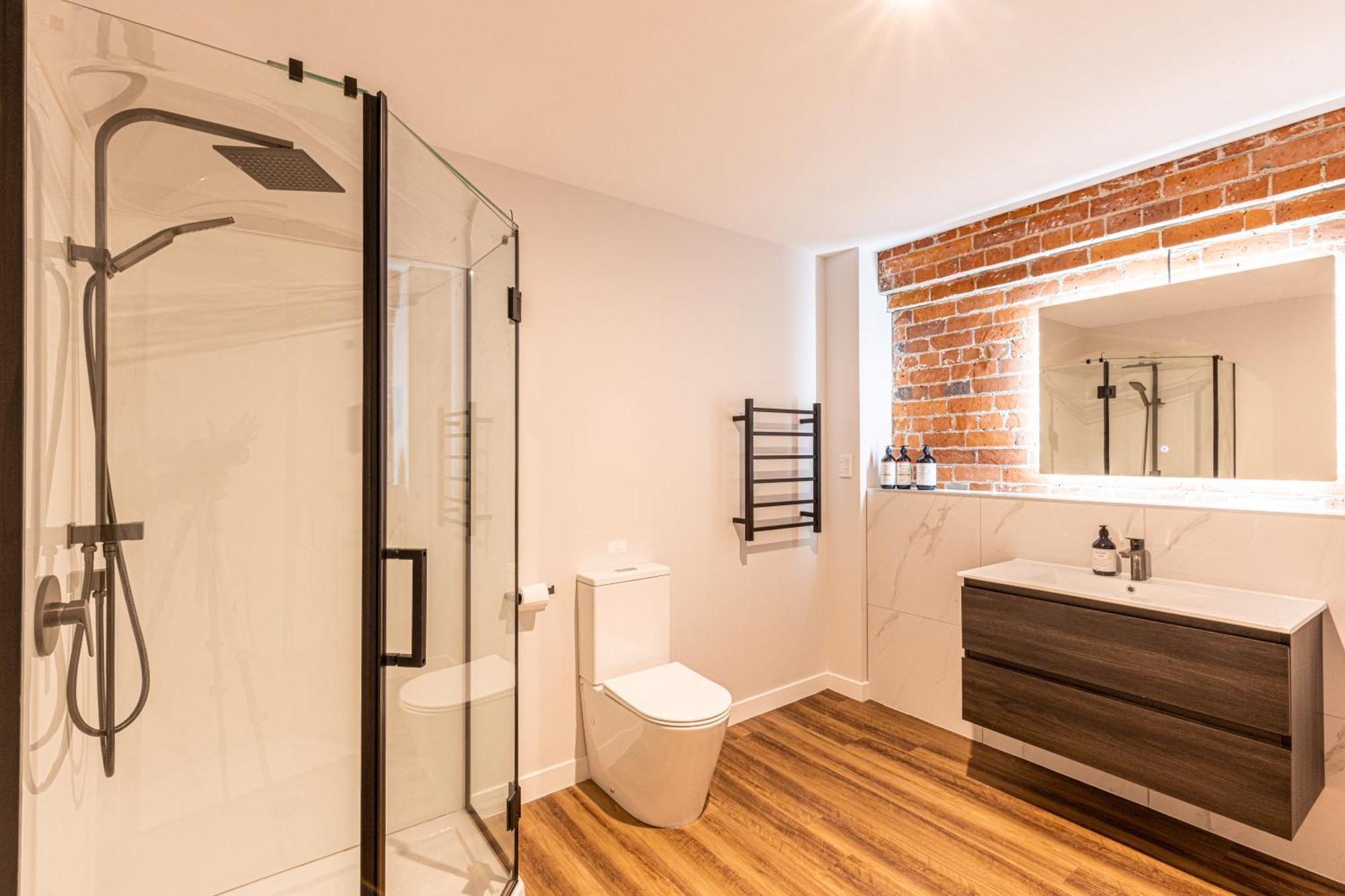 Johnston Apartments - Award-Winning Building, Your Unforgettable Stay Уангануй Екстериор снимка