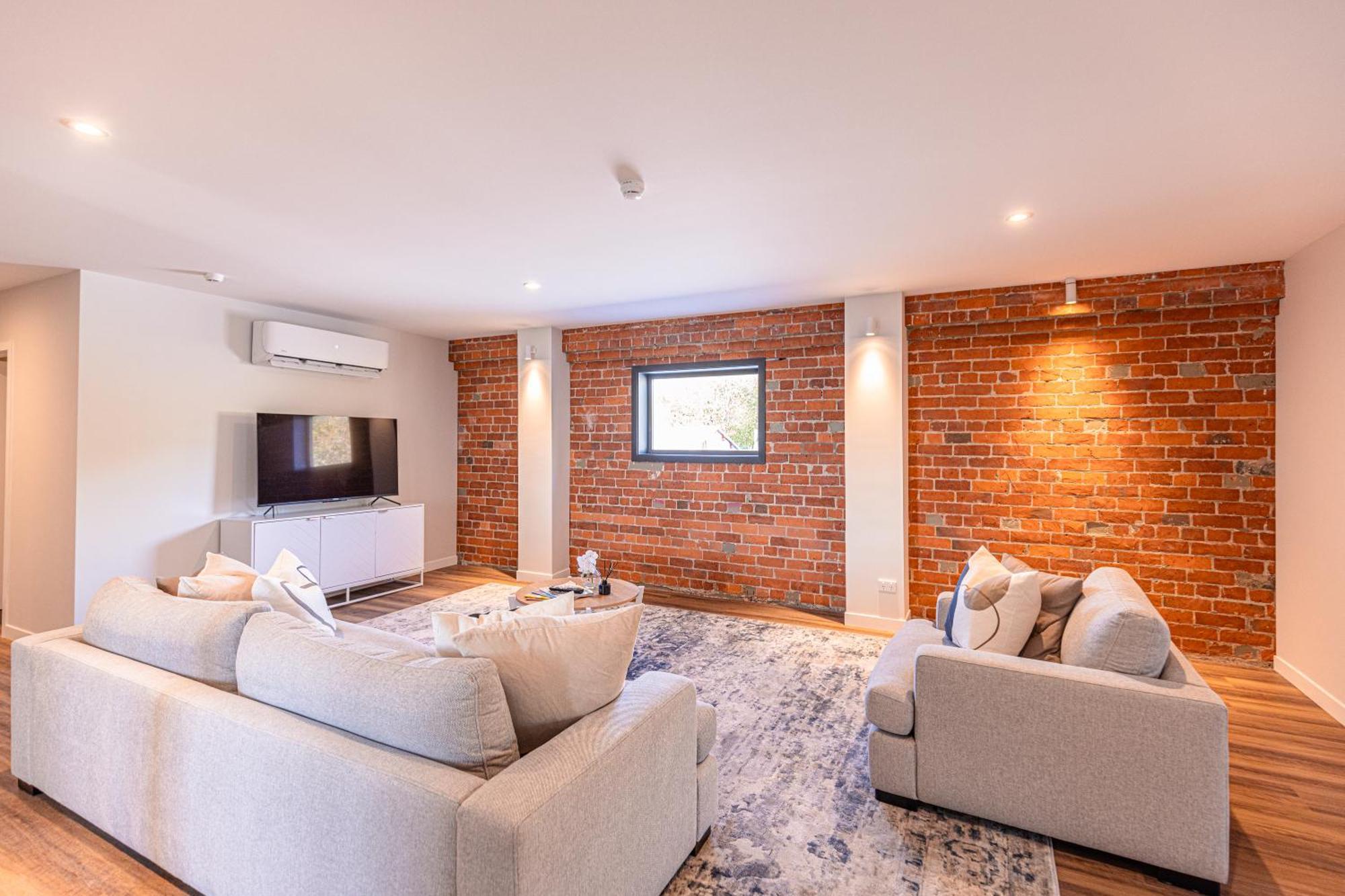 Johnston Apartments - Award-Winning Building, Your Unforgettable Stay Уангануй Екстериор снимка